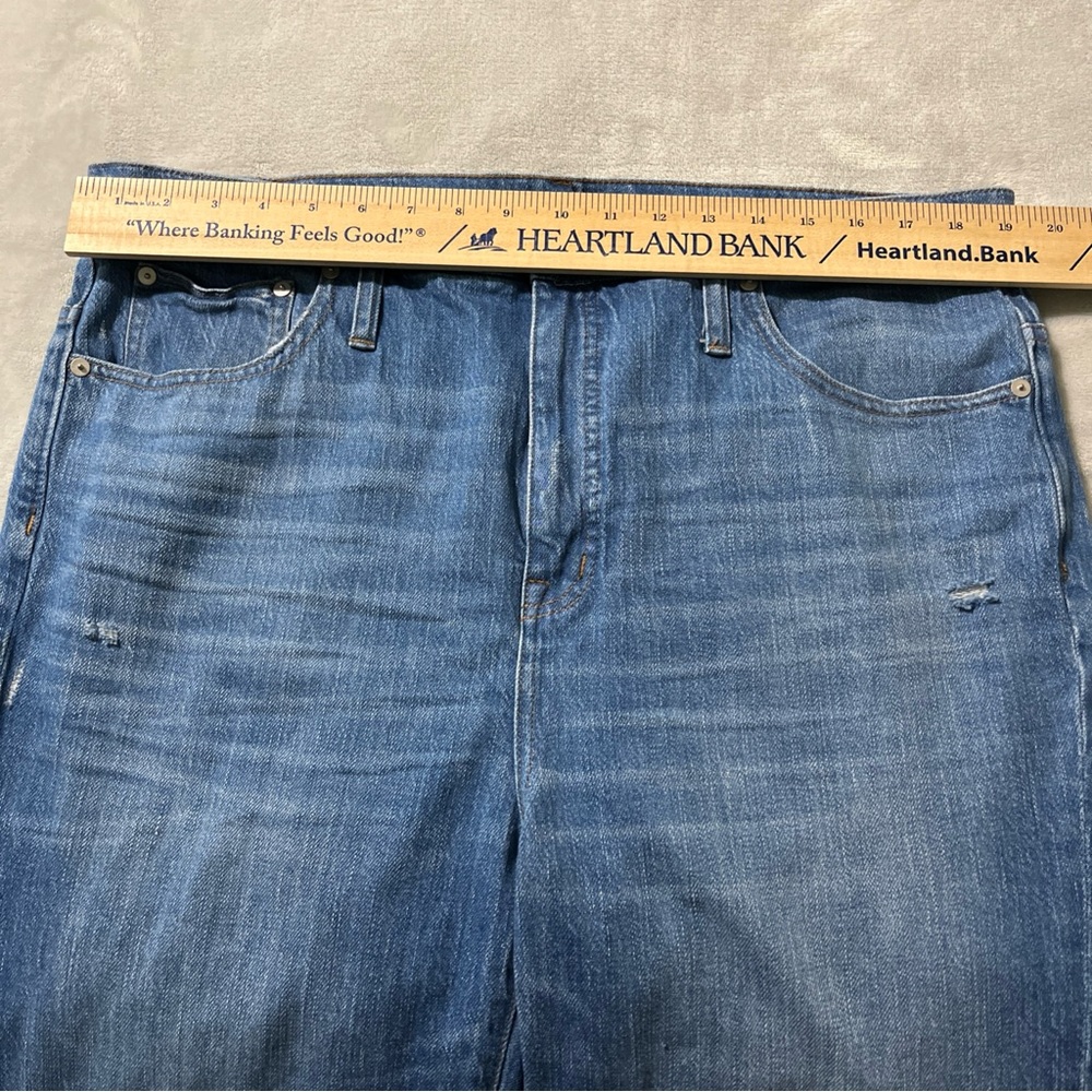 Madewell 34 Classic Straight Jean Medium Wash High Rise Denim Distressed - Picture 4 of 13